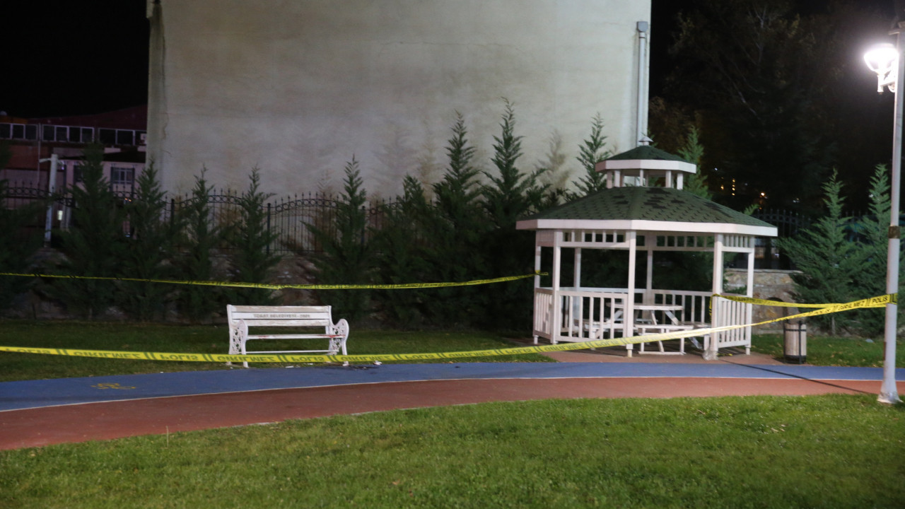 Öğrencilerin kavgasında kan aktı