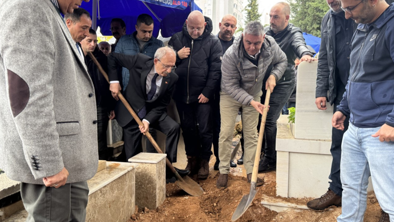 Kılıçdaroğlu cenaze yolunda kaza yaptı