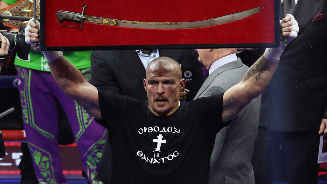 Efsaneler kapıştı: Usyk, Fury’yi 24 raunt sonunda yendi