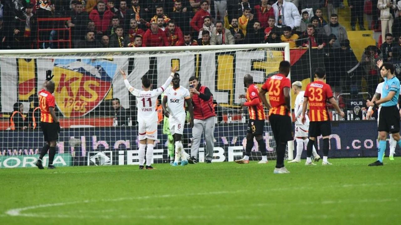Kayseri-Galatasaray maçında olay çıkarmışlardı: Gözaltına alınan 10 taraftar serbest