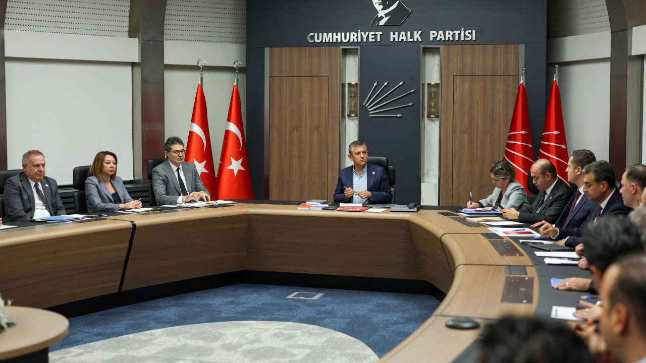 CHP harekete geçti: Özel görüşmelere başladı, vekiller sahaya iniyor, cumartesi miting var