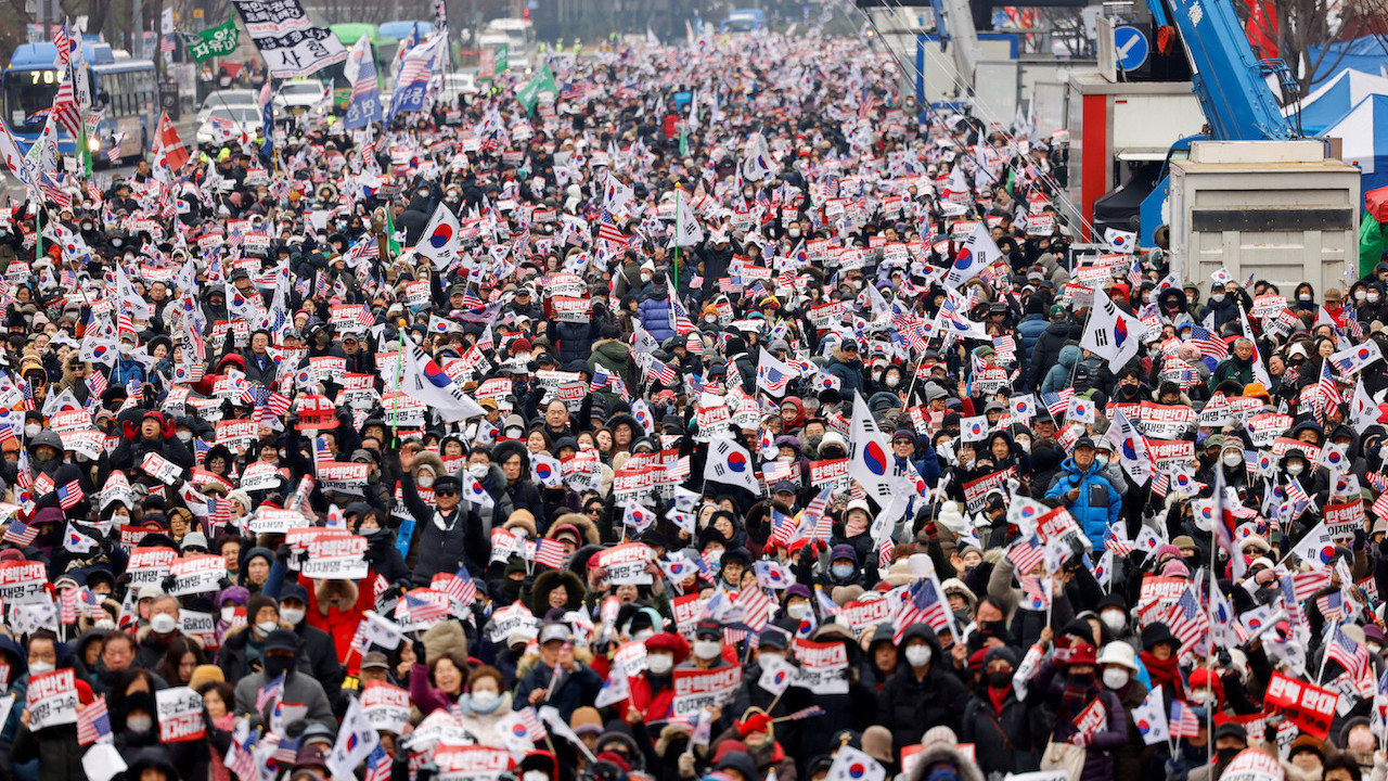 Güney Kore'de sıcak gün: Geçici Devlet Başkanı da azledildi