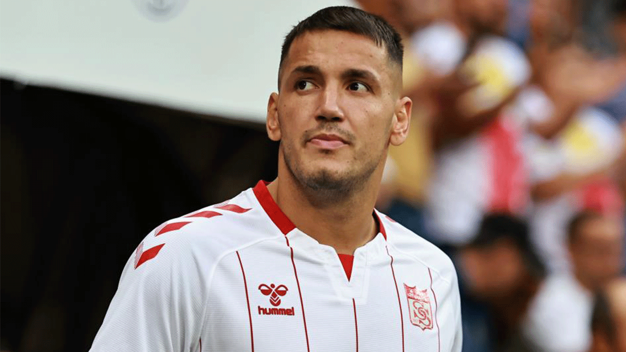 Barış Alper'i sakatlamıştı: Rey Manaj'ın sözleşmesi uzatıldı