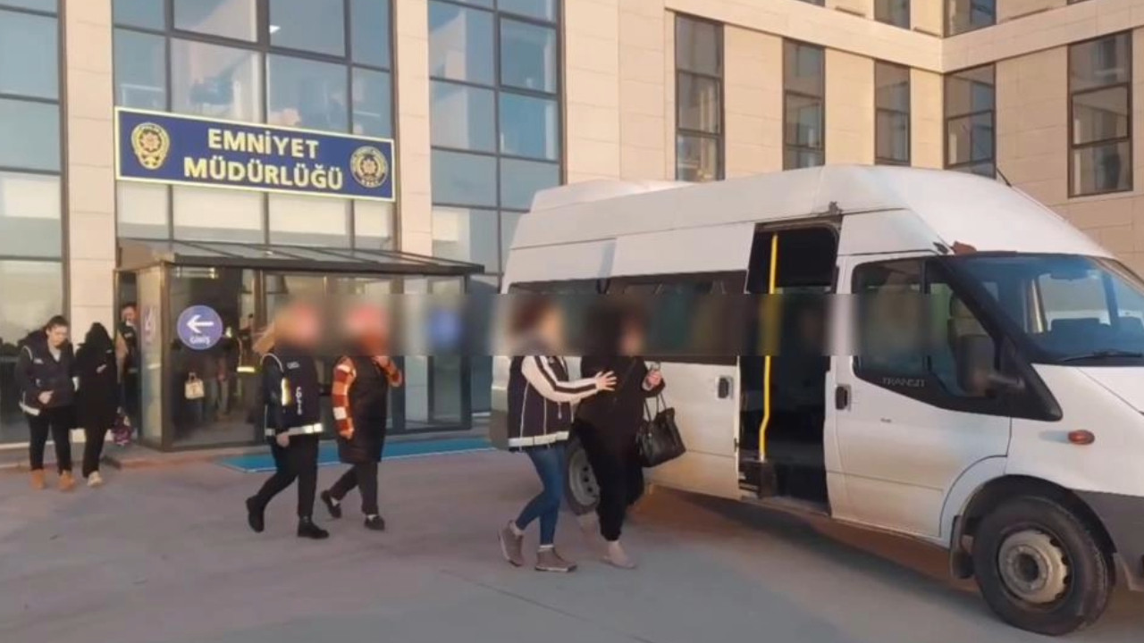 Bakıcılık vaadiyle Türkiye'ye getirip fuhşa zorladılar