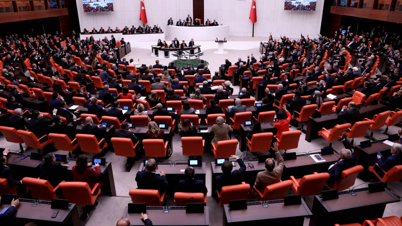 Çatı parti Yeni Yol'un genel başkanı belli oldu