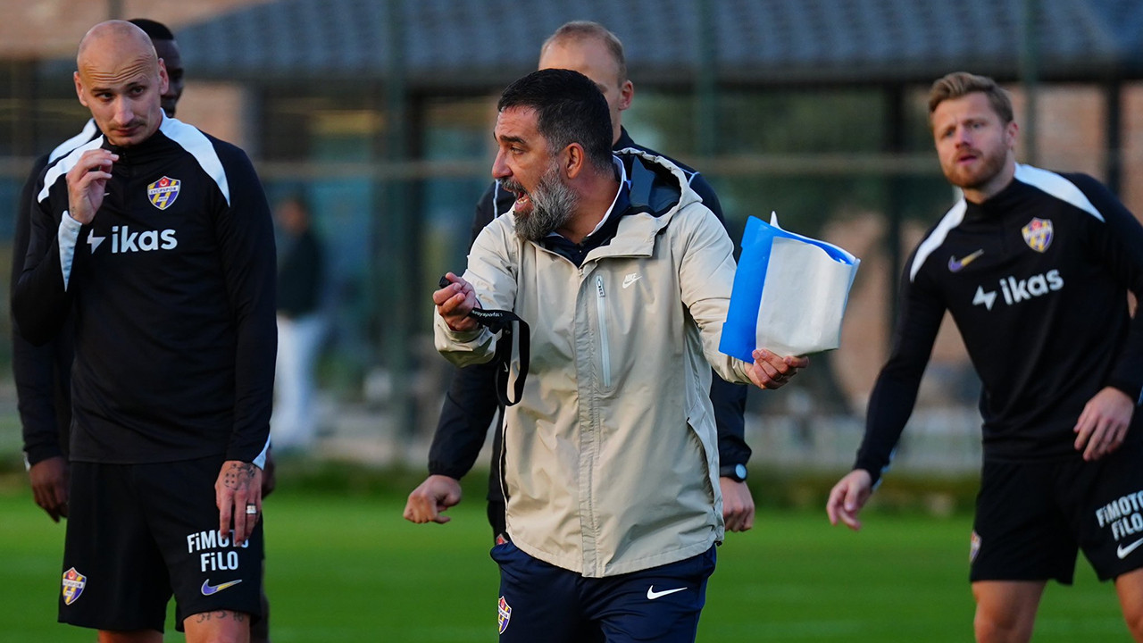 Arda Turan'ın gözüne giremedi, sözleşmesi feshedildi