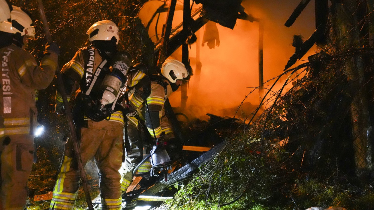 Tuzla'da fabrika yangını