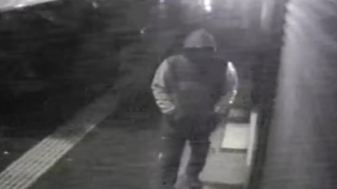 Gözlük hırsızı yakalandı: 48 yıl hapisle aranıyormuş