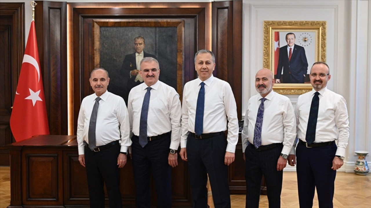 İhale soruşturmasında bakan yardımcısının kardeşi de gözaltında