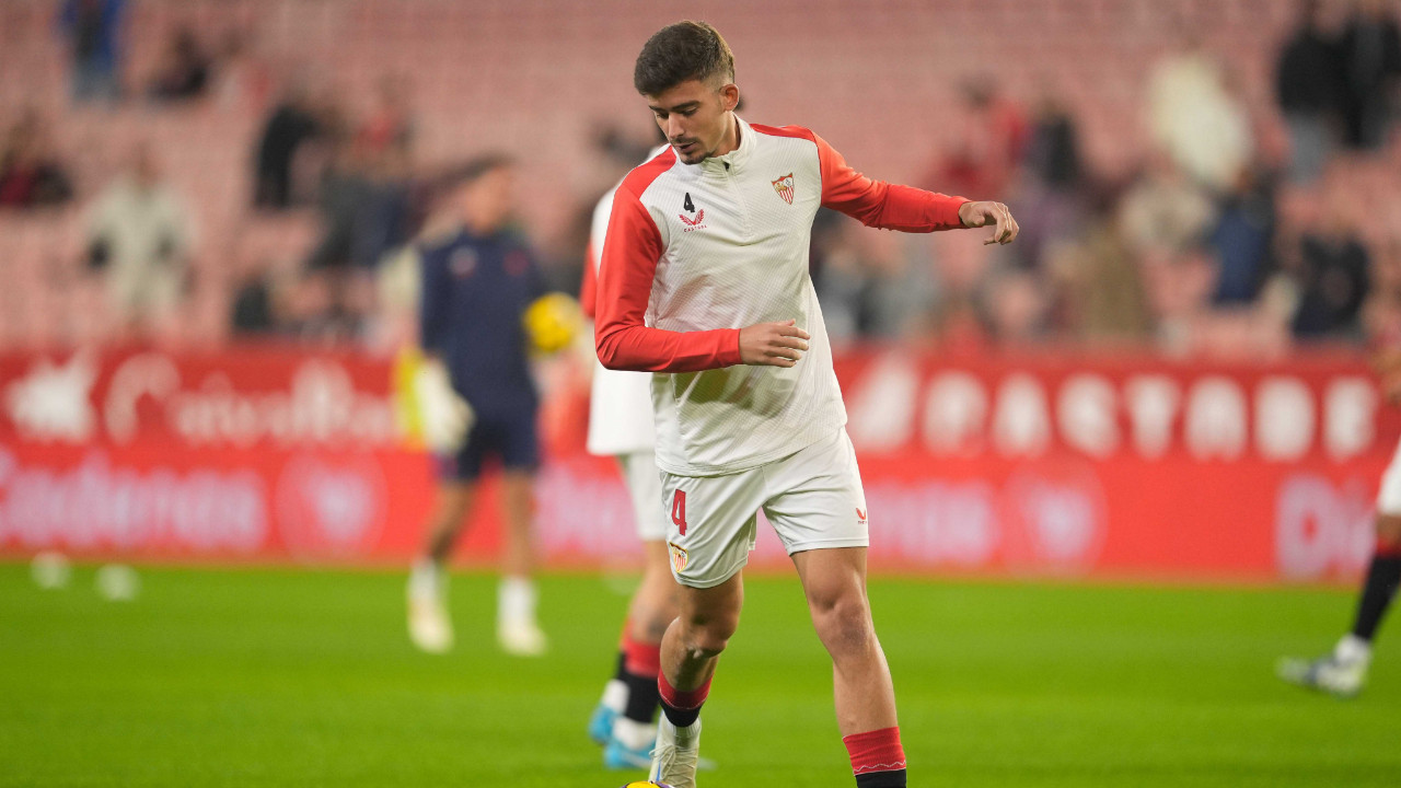 Bahis skandalı patladı: Sevilla futbolcusu gözaltına alındı