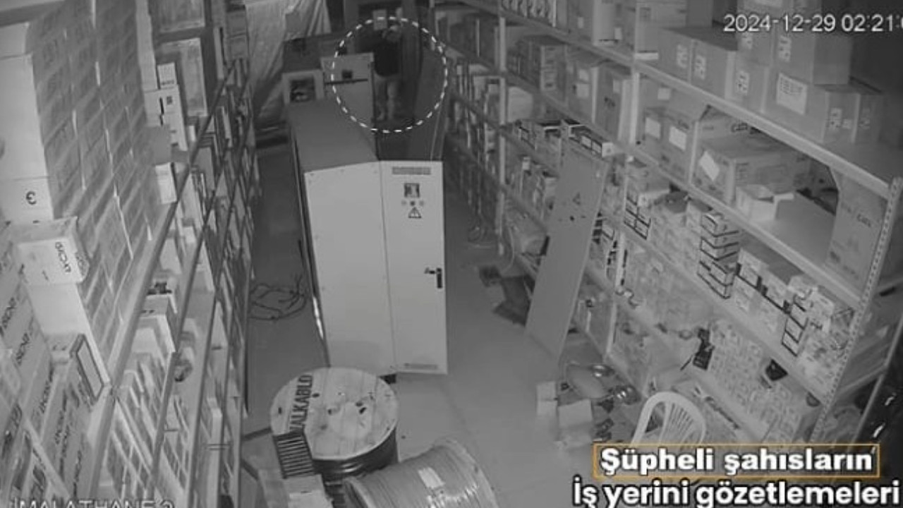 Milyonluk bakır kablo hırsızlığı polise takıldı