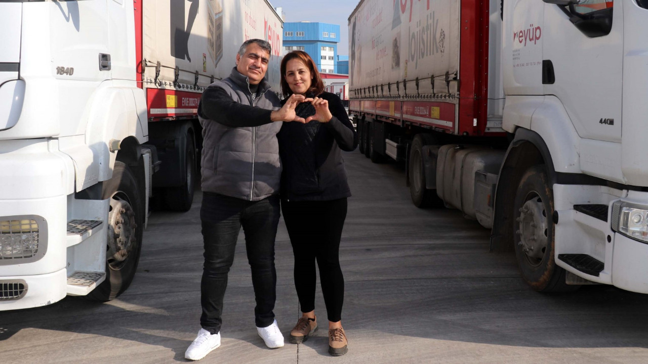 Kadın TIR şoförü hayalini gerçekleştirdi: “Eşimle yollarda karşılaşıyoruz”