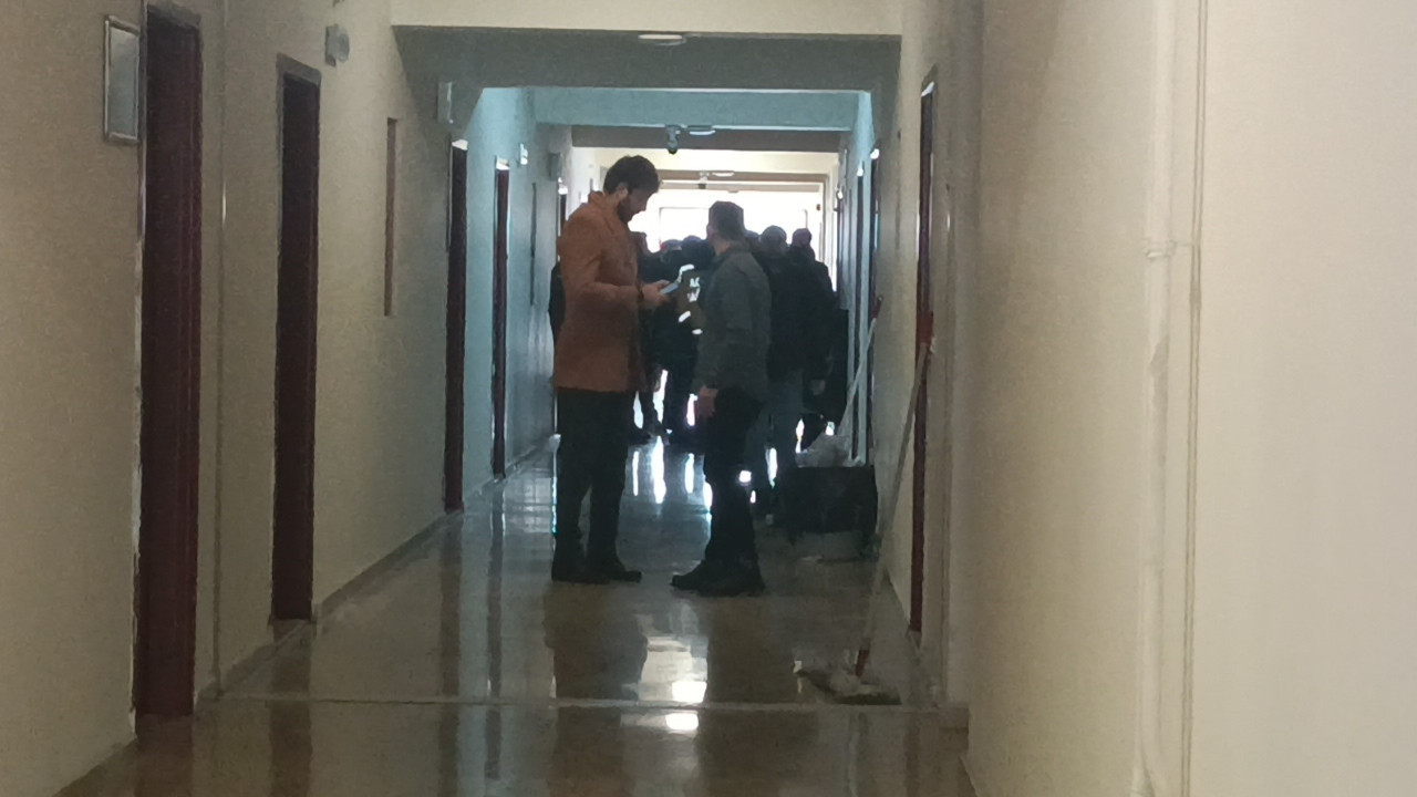 Yurt banyosunda ölü bulundu