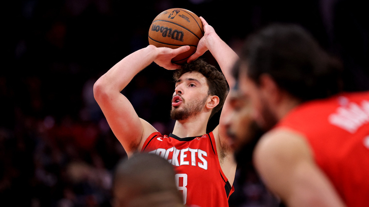 Alperen Şengün 'duble' yaptı, Houston 1 sayı farkla kazandı