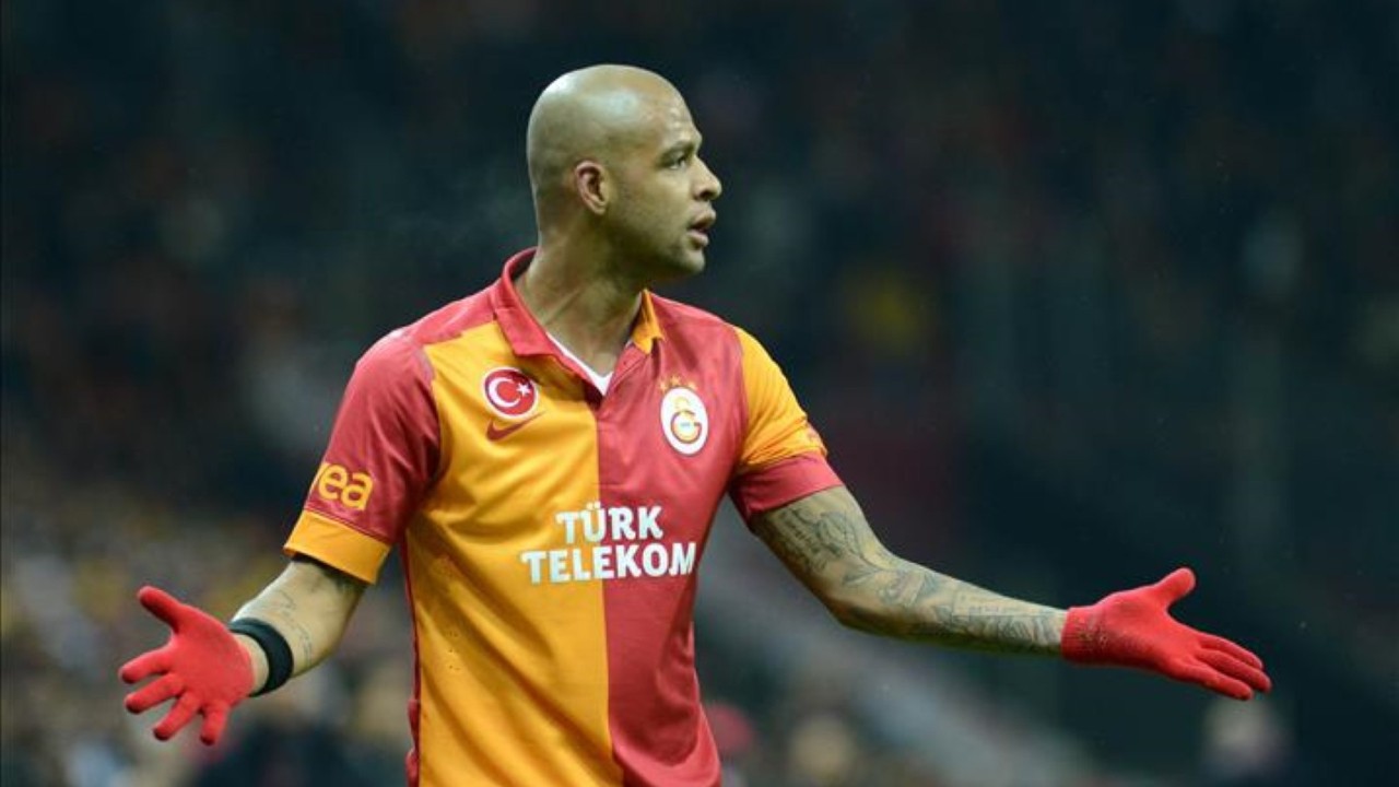 Galatasaraylı Felipe Melo 41 yaşında futbolu bıraktı: Unutulmaz Emre Belözoğlu karesi