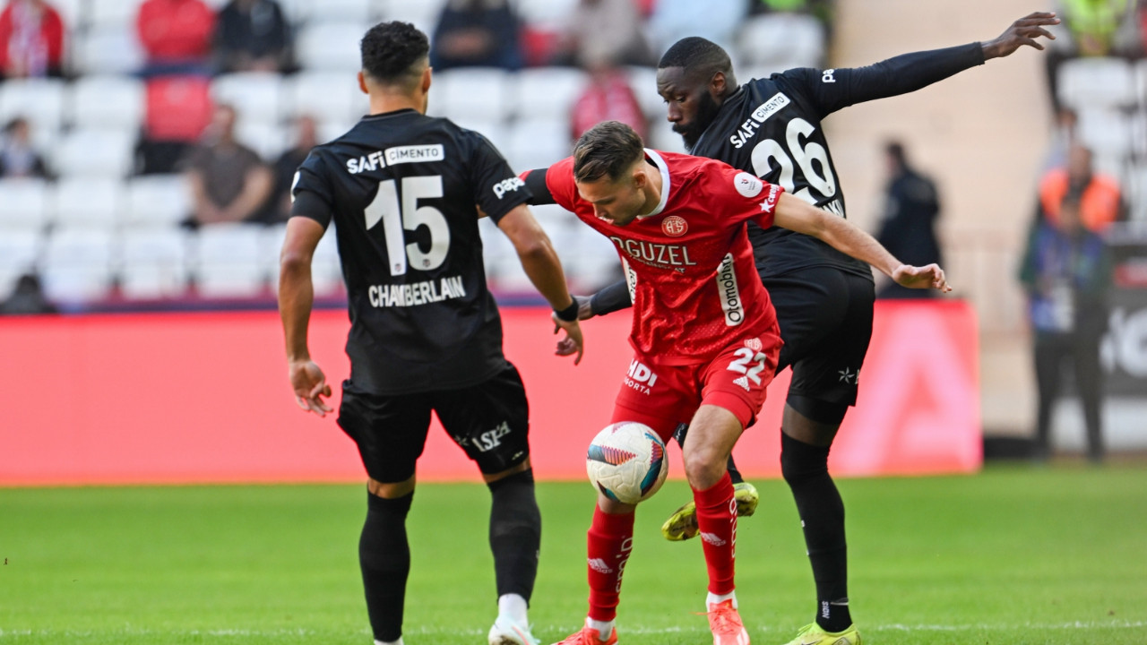 Avrupa'da şov yapan Beşiktaş, Süper Lig'de kayıp: Solskjaer ile ilk tökezleme