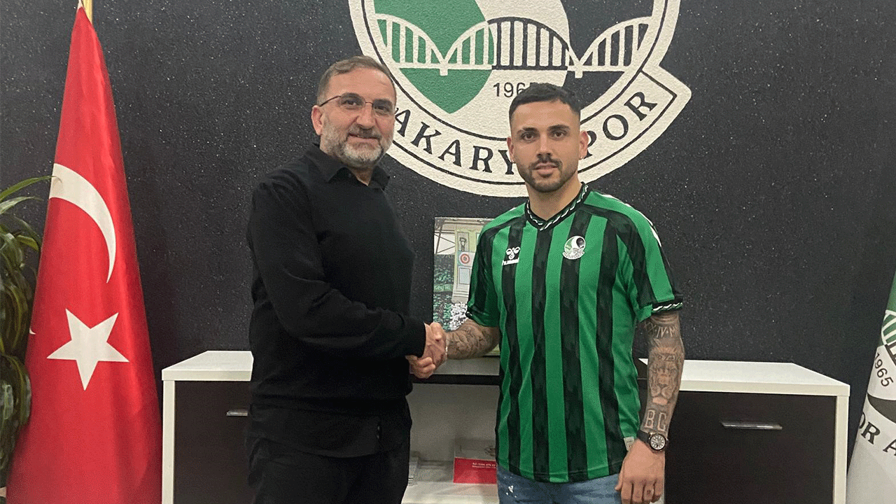 Burak Çoban Sakaryaspor'da!