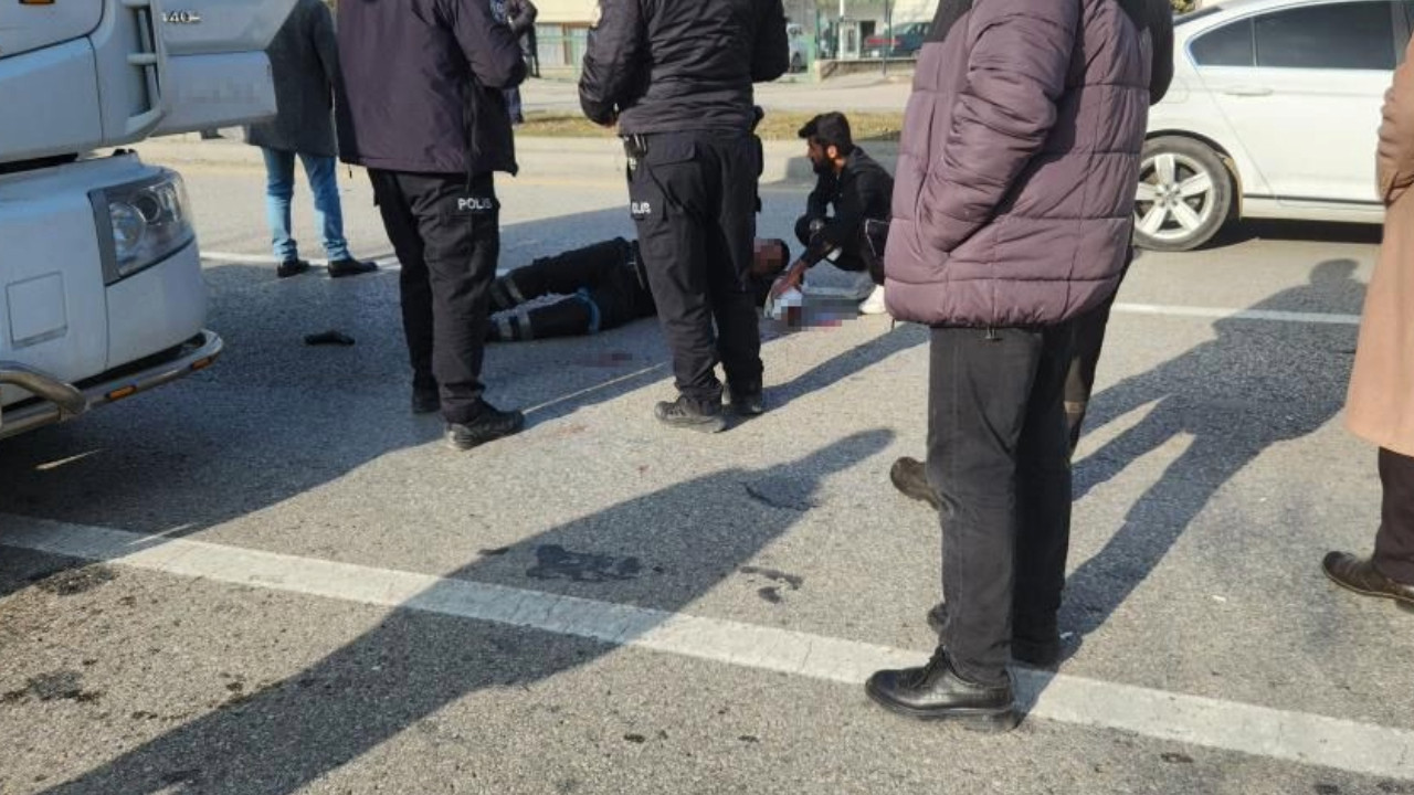 Tamir ettirdiği TIR tekrar arızalanınca tamirciyi vurdu