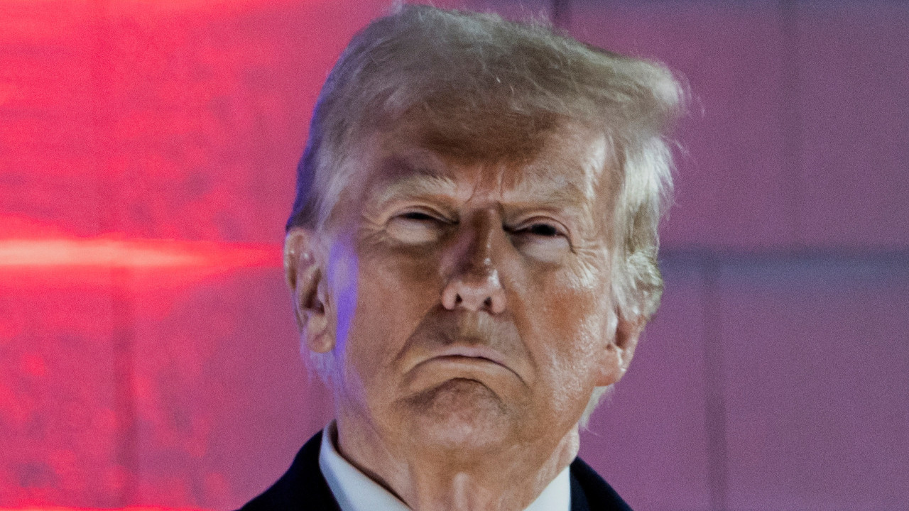 Trump'tan yüzde 2,5'ten 'çok daha büyük' gümrük vergisi sözü