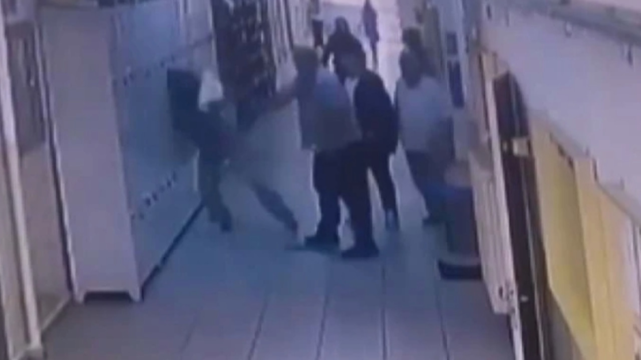 Öğretmene yumruğun 'ederi' 4 bin TL