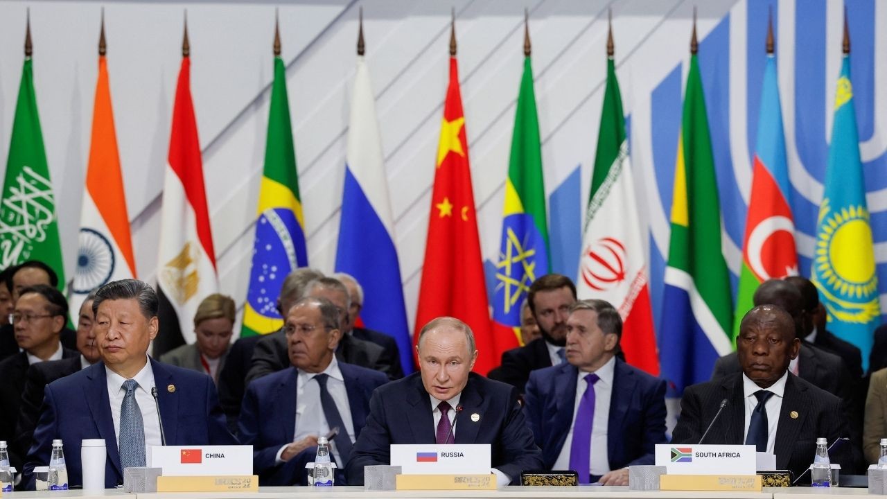 Kremlin'den Trump'a yanıt: BRICS'in ortak para birimi oluşturma planı yok