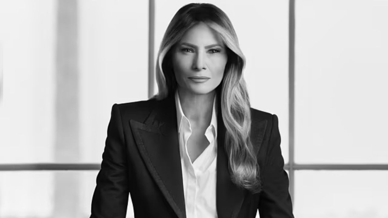 Melania Trump'ın 'üstünde oynanmamış' fotoğrafı tartışma yarattı