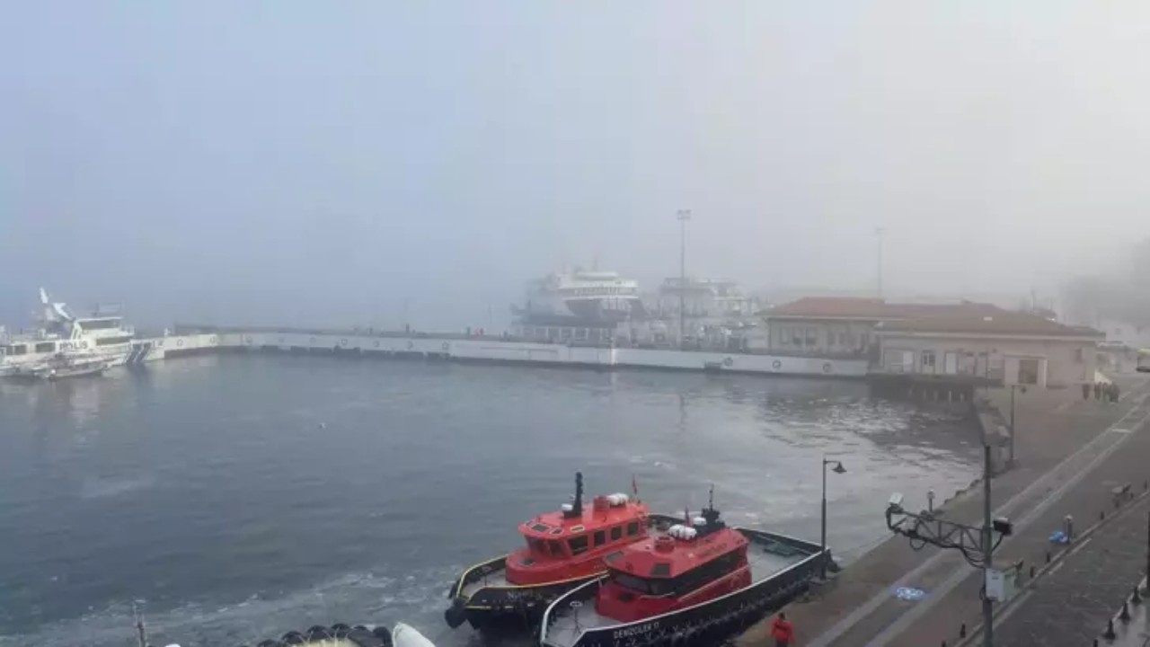 Boğaz trafiği tekrar kapatıldı