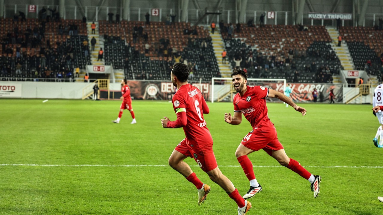 Şok karar: Türkiye Kupası'na U19 takımı ile çıkacaklar!