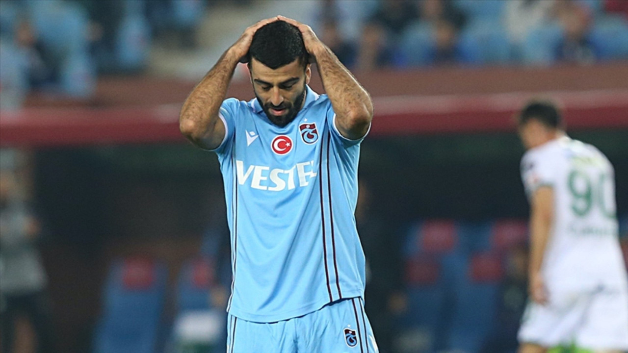 Trabzonspor, Umut Bozok'u gönderdi