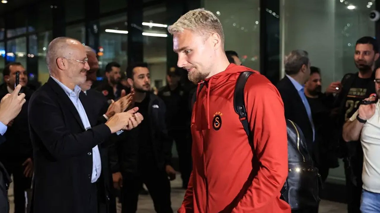 Nelsson, İtalya'ya gitti: "Forza Roma!"