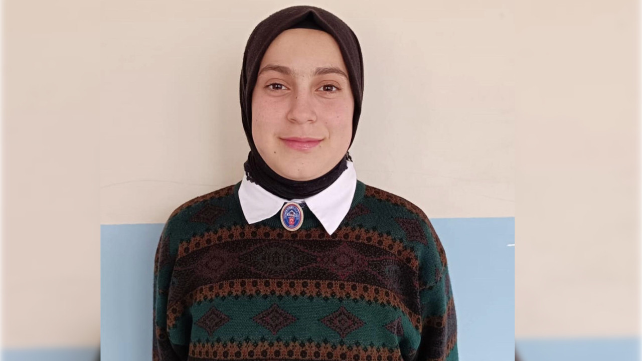 14 yaşındaki Zeynep'in ölümünde 'yanlış iğne' iddiası