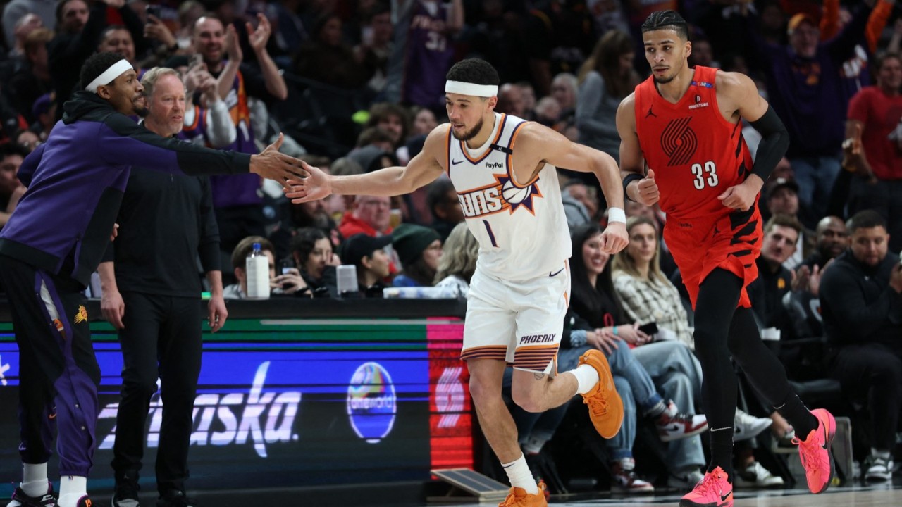 Devin Booker Phoenix Suns tarihini yeniden yazdı