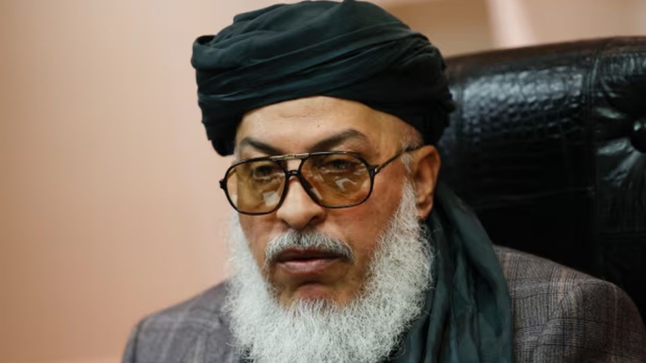 'Kızlar okula gitsin' diyen üst düzey Taliban yetkilisi Afganistan'dan kaçtı