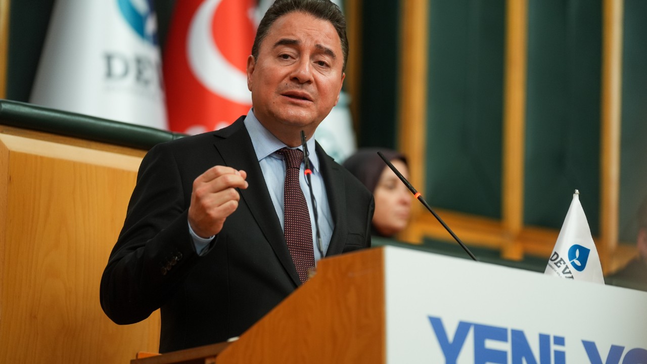 Babacan: Erdoğan ve damadı el ele hazırladı