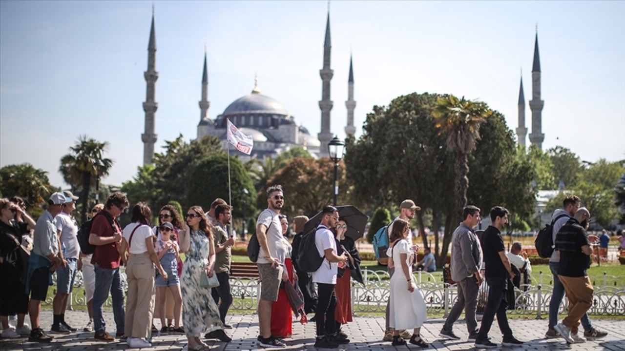 Herkes Suriyelileri beklerken en çok onlar ayrıldı