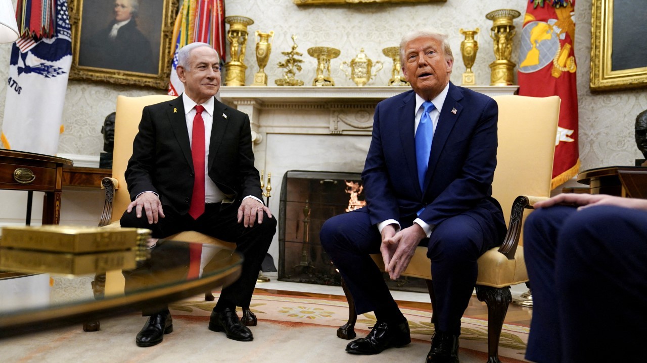 Netanyahu'dan Trump'a Hizbullah göndermeli altın hediye