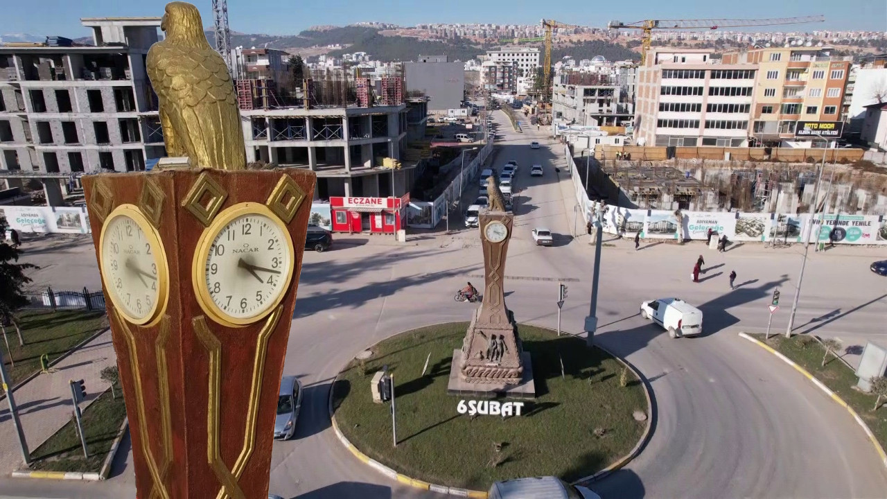 Saat kulesi 2 yıldır 04.17'de: Zaman depremde durdu…