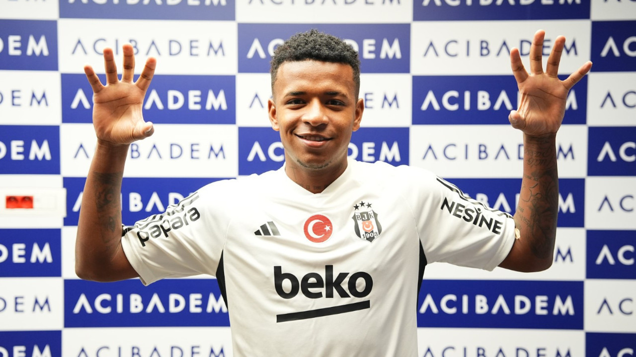 'Yeni Kartal' Keny Arroyo, sağlık kontrolünden geçti