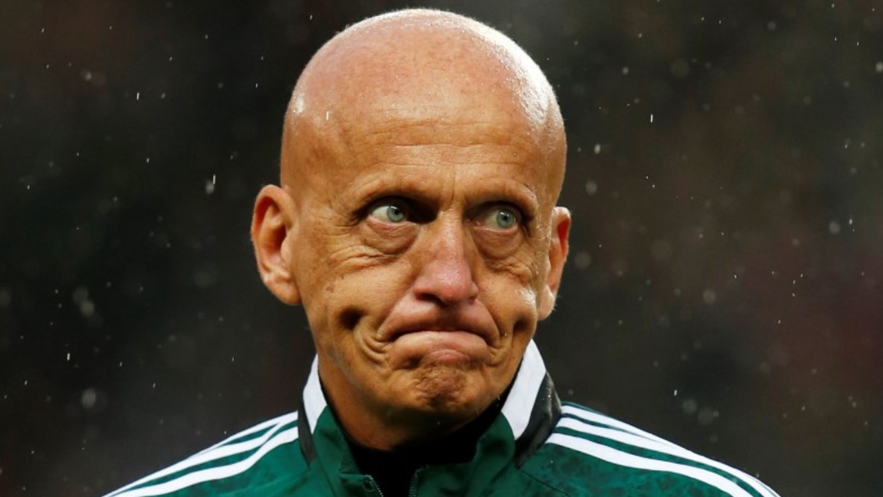 Collina'dan futbolu karıştıracak öneri: 'Kaleciler itiraz etmeli'