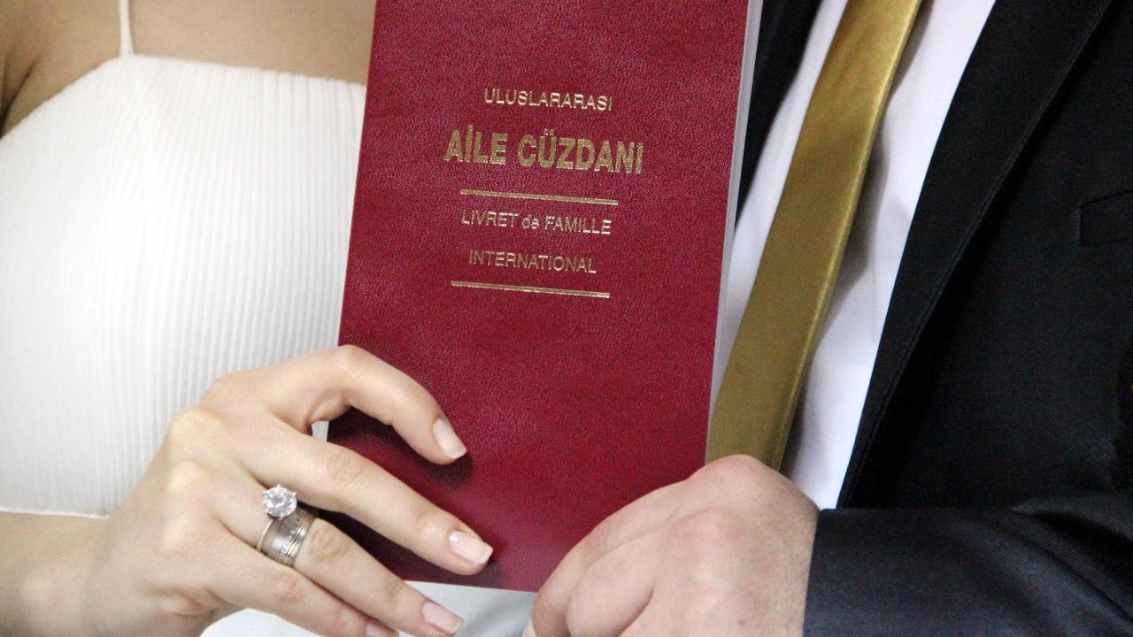 Bakanlığın mesajına tepki yağdı: Hangi parayla?