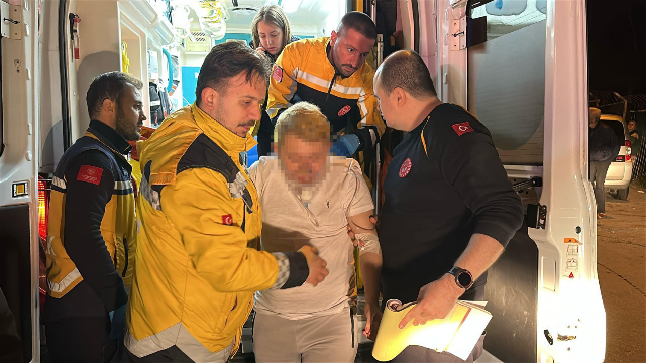 Evdeki kanepeyi ateşe verip, yangın çıkardı