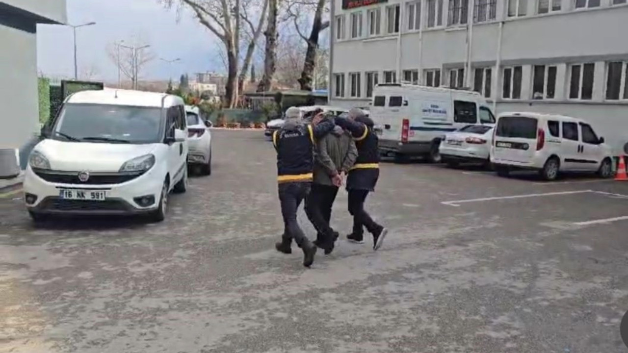 Şikayetçi olmadığı hırsız saatler sonra kalbinden bıçakladı