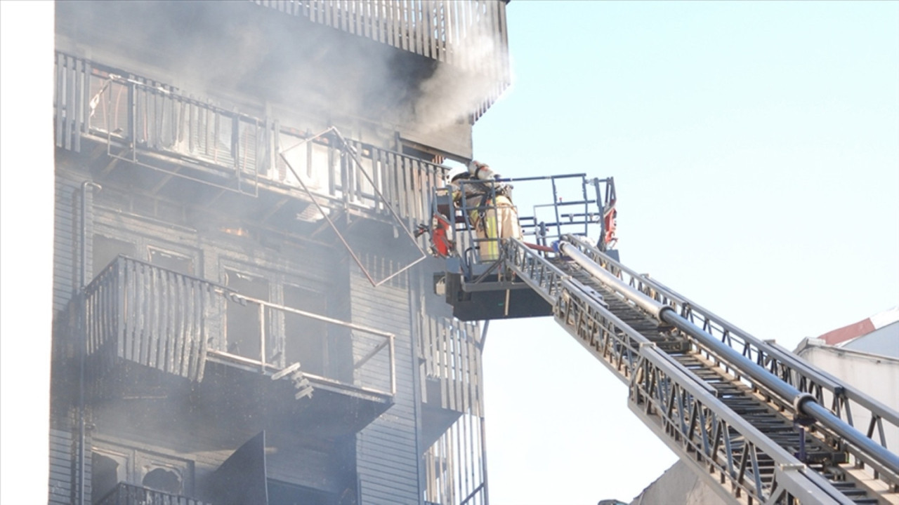 Üç kişinin öldüğü otelde zabıtanın mührü sökülmüş