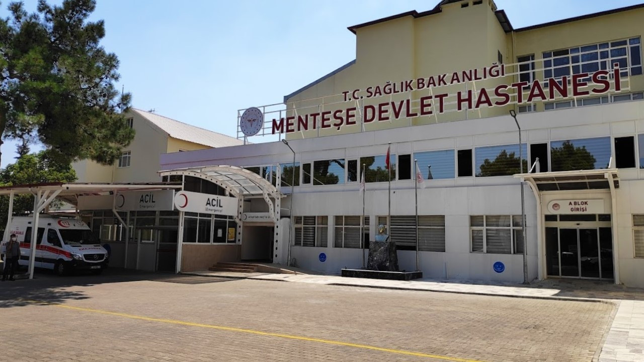 Devlet hastanesinde deprem riski: Bloklar boşaltılıyor