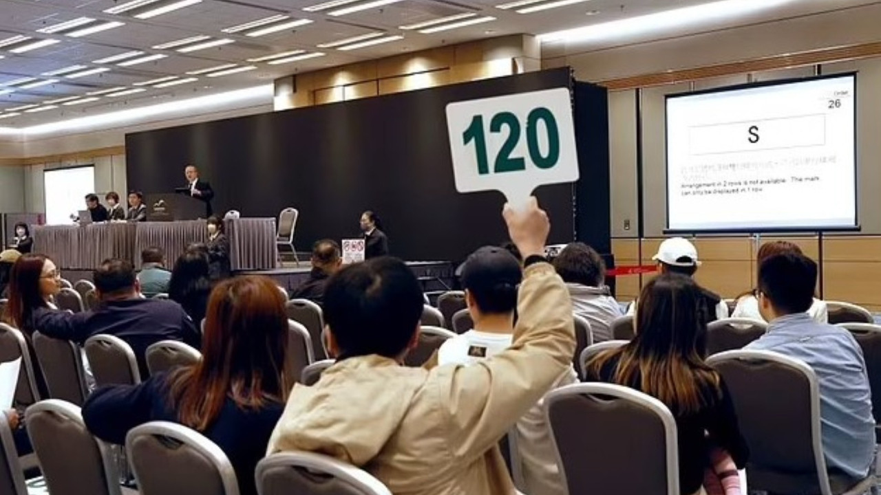 Özel plaka açık artırmada rekor fiyata satıldı