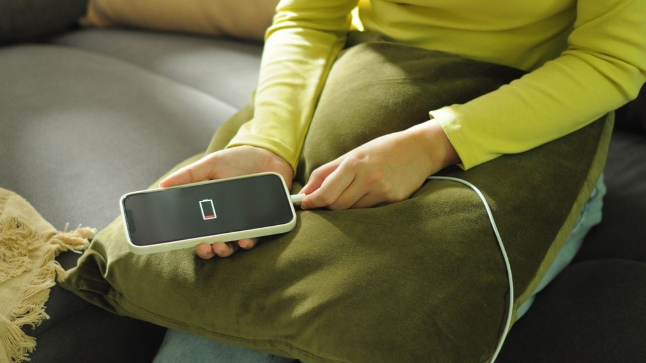 Bu dört hatayı yapıyorsanız telefonunuzu yanlış şarj ediyorsunuz!