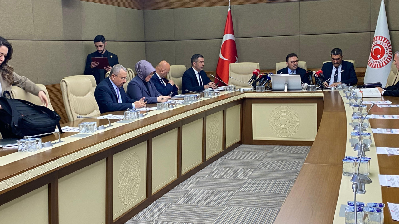 Otel yangınını araştırma komisyonu ilk toplantısını yaptı