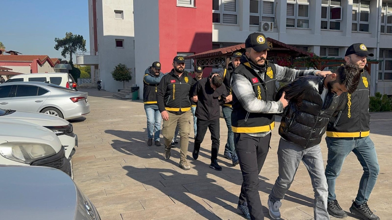 Esnaftan 35 milyon TL istediler: 'Duygusuzlar' çetesi çökertildi