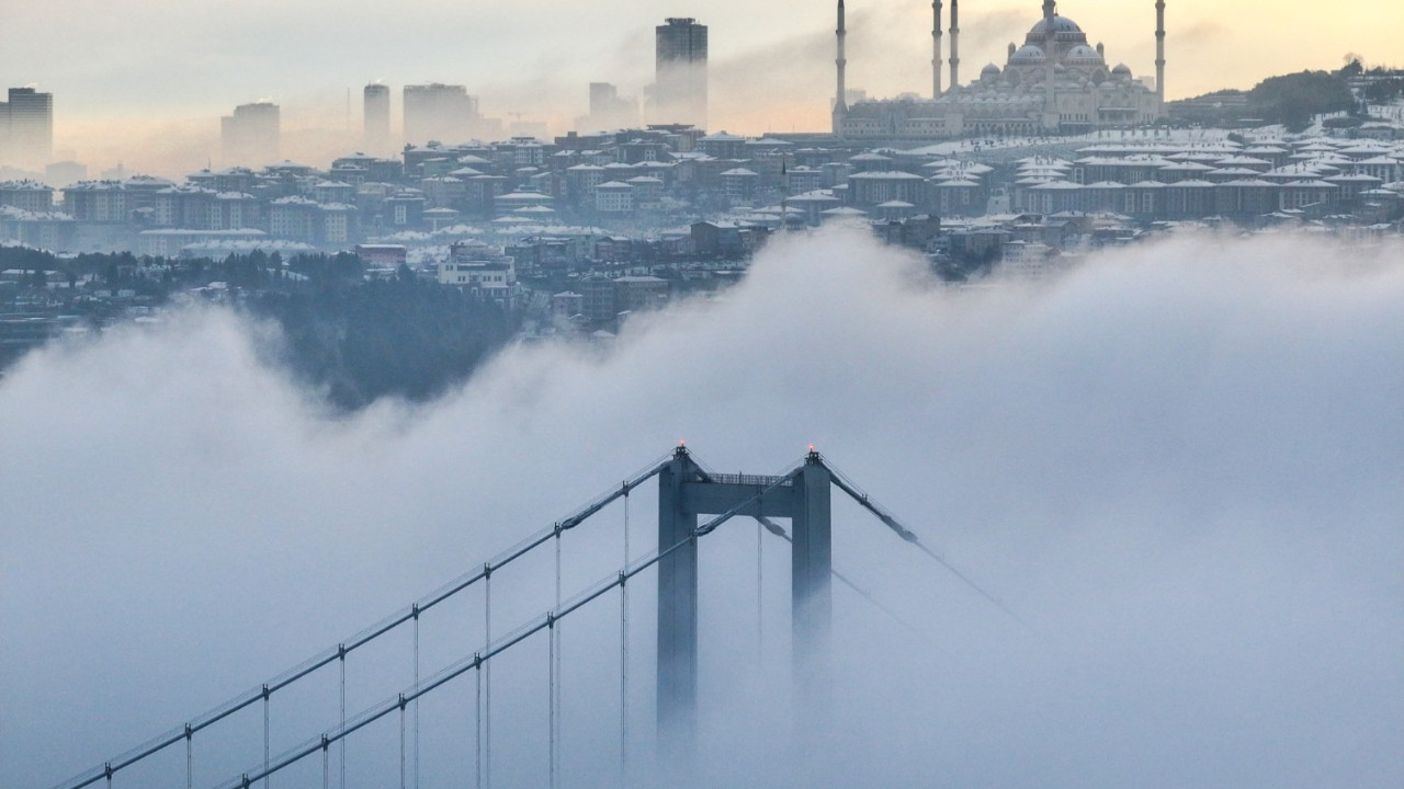 İstanbul Boğazı'nda gemi trafiği durduruldu