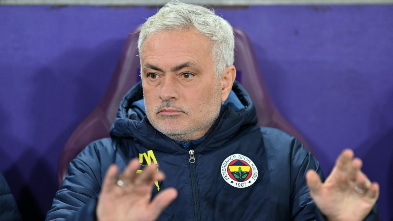 Mourinho, derbideki yabancı hakem kararı için mutlu